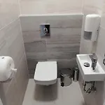 Blue Sapphire Apartment *