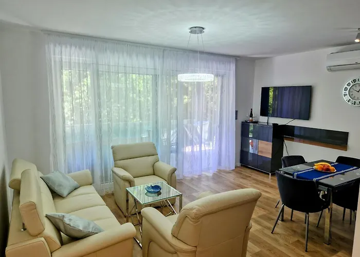 Blue Sapphire Apartman